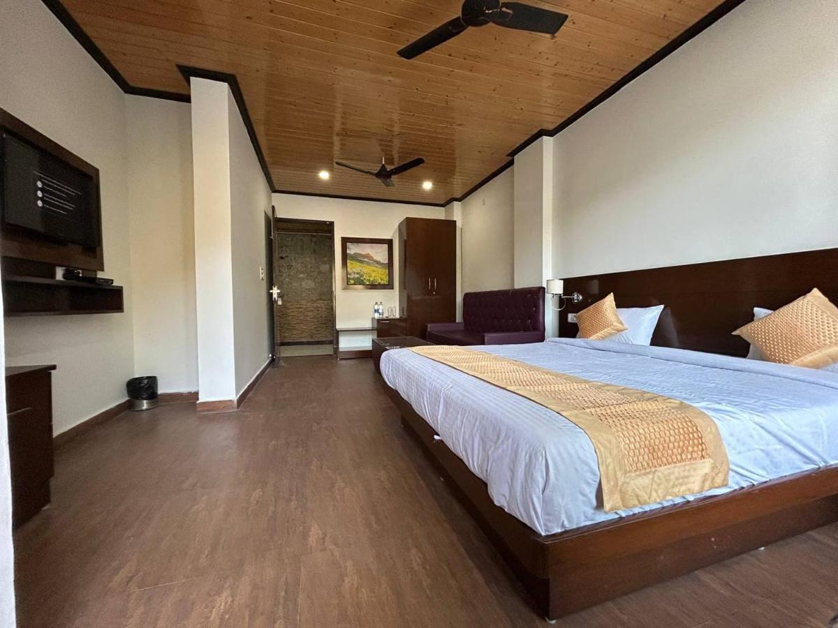 Hotel 7 Heavens Mussoorie Dış mekan fotoğraf
