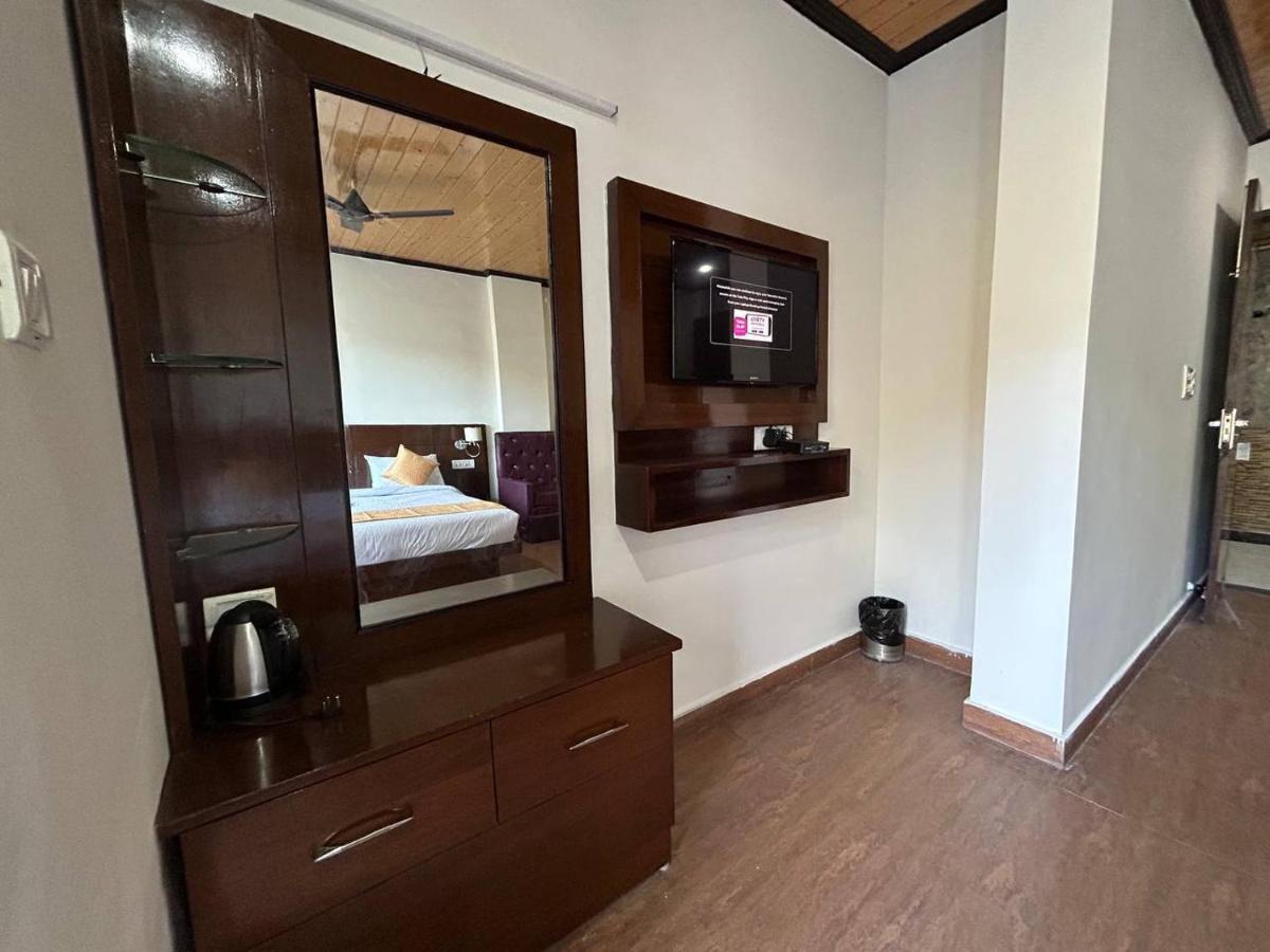 Hotel 7 Heavens Mussoorie Dış mekan fotoğraf