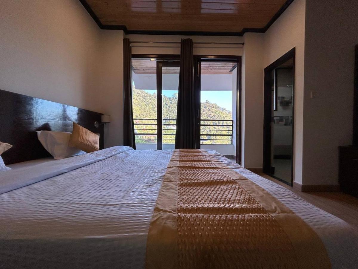 Hotel 7 Heavens Mussoorie Dış mekan fotoğraf